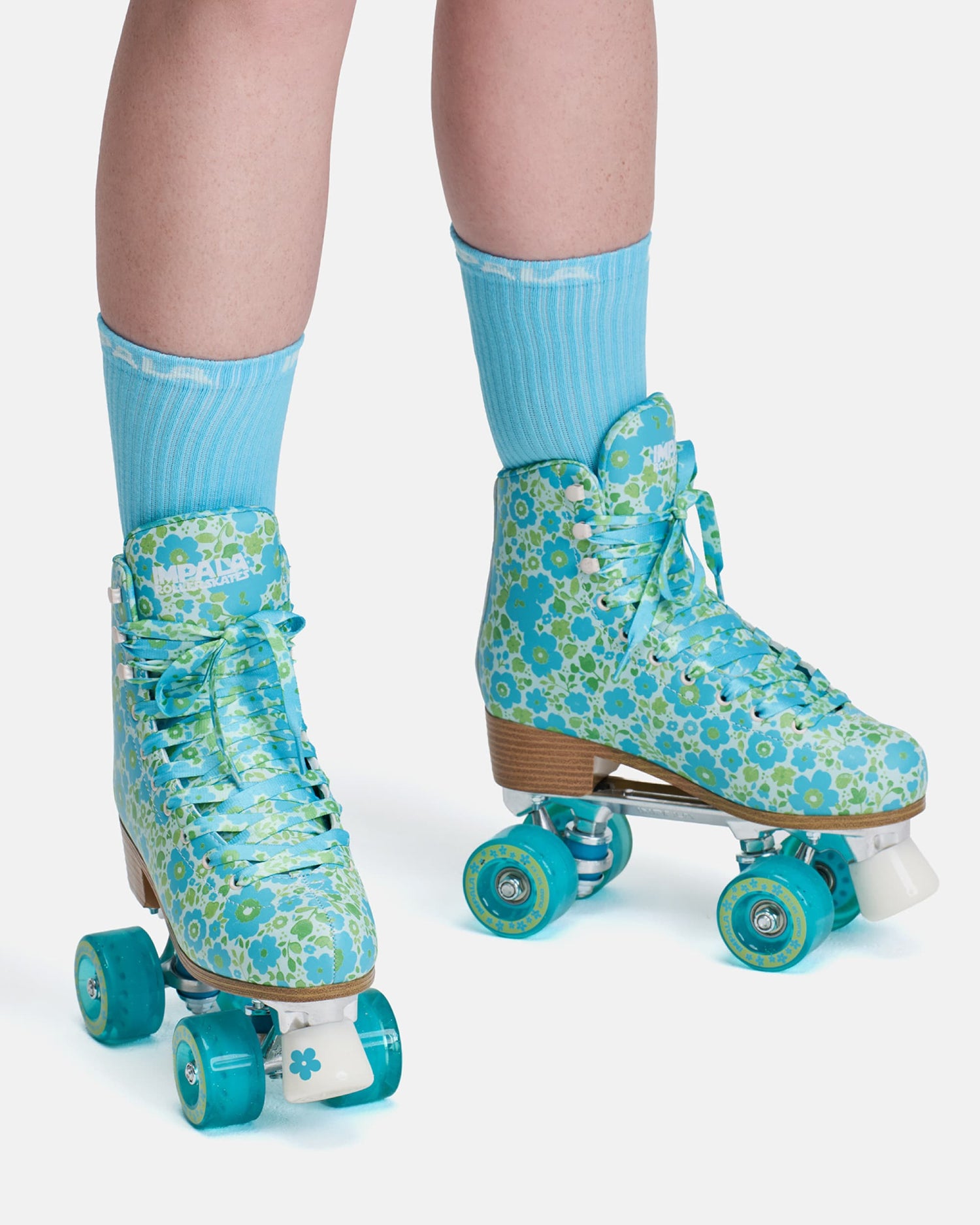 Impala Roller Skates - Ditsy Blue